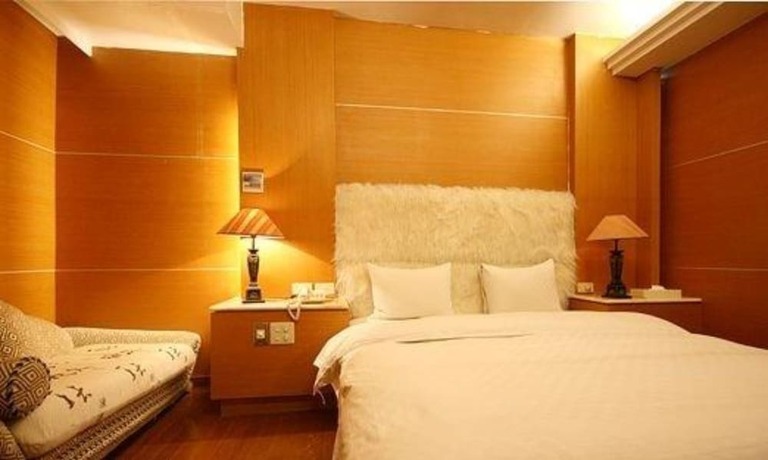 Imagen de la habitación del Hotel Zaw Jung Business. Foto 2