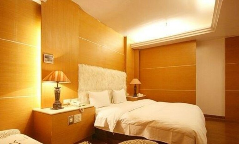Imagen de la habitación del Hotel Zaw Jung Business. Foto 3