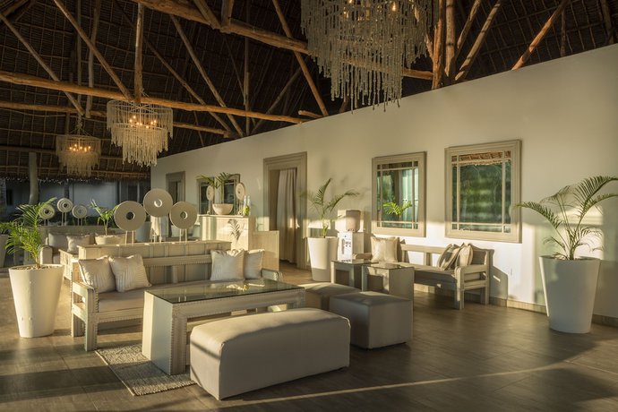 Imagen del bar/restaurante del Hotel Zawadi Hotel Zanzibar - All Inclusive. Foto 4