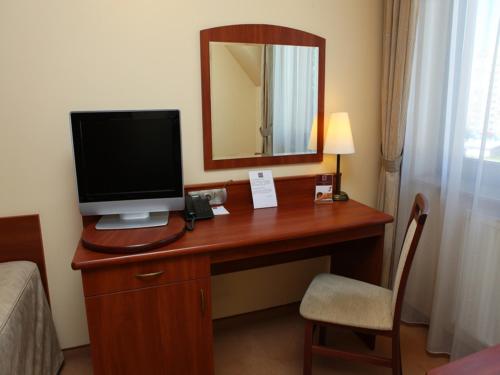 Imagen de la habitación del Hotel Zawiercie. Foto 7