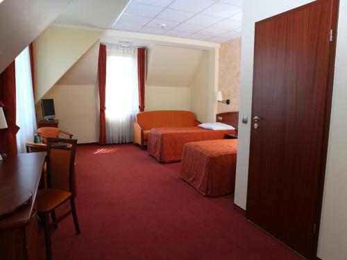 Imagen de la habitación del Hotel Zawiercie. Foto 9