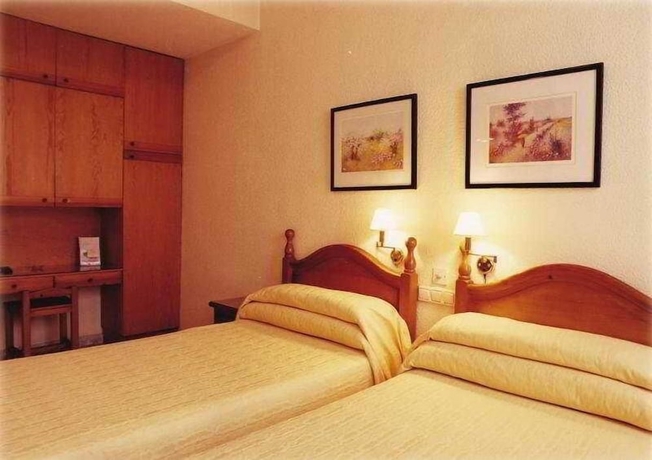 Imagen de la habitación del Hotel Zaymar. Foto 5