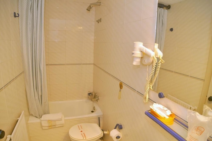 Imagen de la habitación del Hotel Zaymar. Foto 12