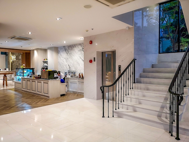 Imagen de los interiores del Hotel Zayn Bangkok. Foto 17