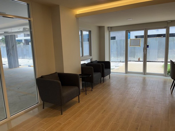 Imagen de los interiores del Hotel Zayn Express and Suites. Foto 17