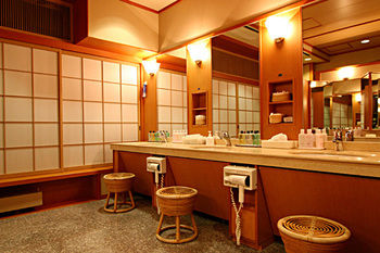 Imagen de la piscina del Hotel Zazan Minakami. Foto 15
