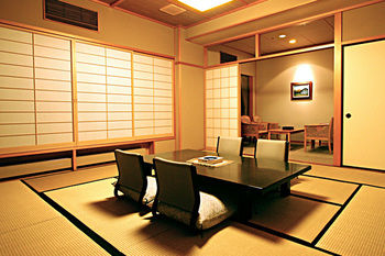 Imagen de los interiores del Hotel Zazan Minakami. Foto 11