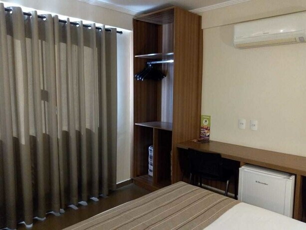 Imagen de la habitación del Hotel Ze Maria. Foto 12