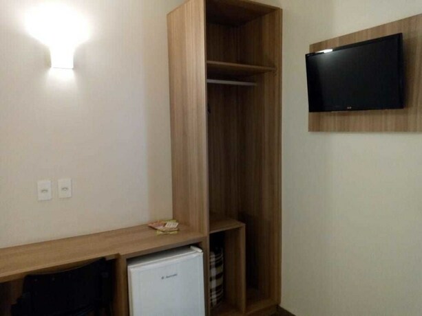 Imagen de la habitación del Hotel Ze Maria. Foto 17