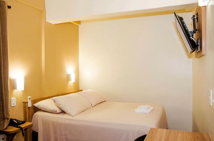 Imagen de la habitación del Hotel Ze Maria. Foto 26