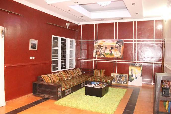 Imagen de los interiores del Hotel Zebra Boutique, Kigali. Foto 20