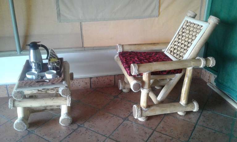 Imagen del bar/restaurante del Hotel Zebra Kemang'ore Bush Tented Lodge. Foto 4