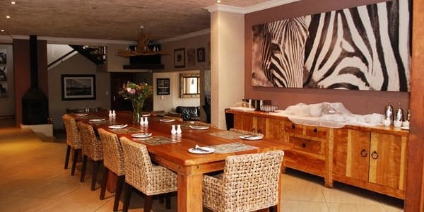 Imagen del bar/restaurante del Hotel Zebrina Guest House. Foto 3