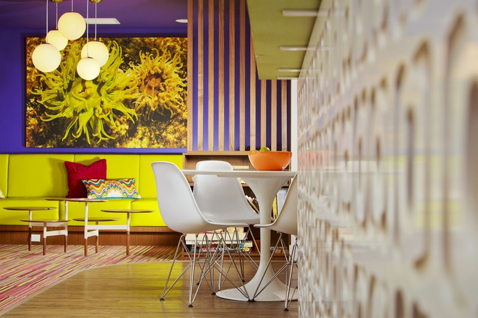 Imagen de los interiores del Hotel Zed Victoria. Foto 14
