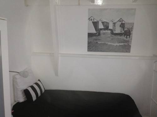 Imagen de la habitación del Hotel Zeespiegel. Foto 16