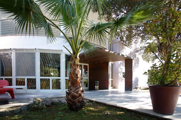 Imagen general del Hotel Zeffiro. Foto 4