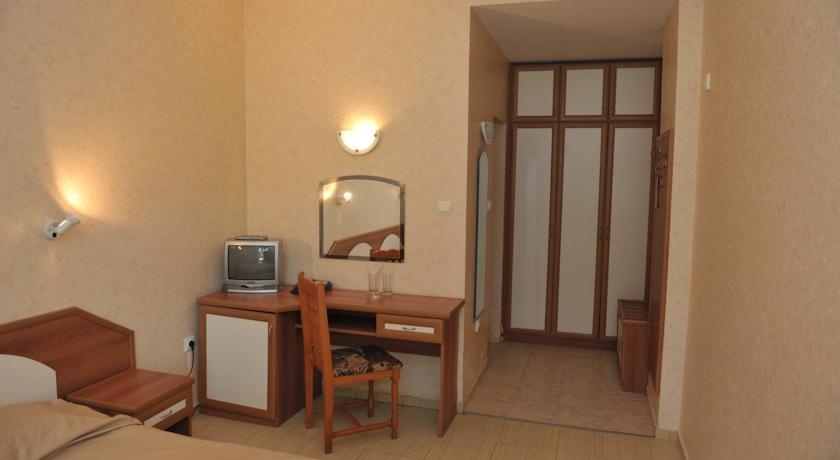 Imagen general del Hotel Zefir. Foto 7