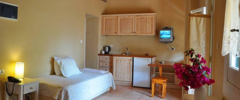 Imagen de la habitación del Hotel Zefiros Traditional. Foto 6