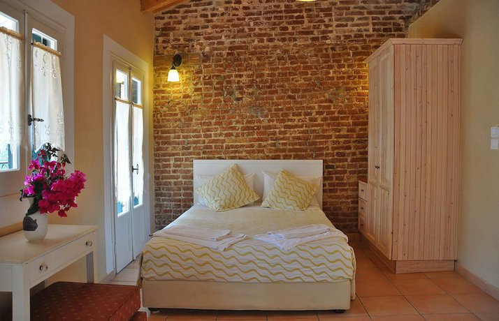 Imagen de la habitación del Hotel Zefiros Traditional. Foto 15