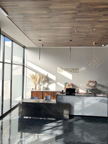 Imagen de los interiores del Hotel Zegenes. Foto 19