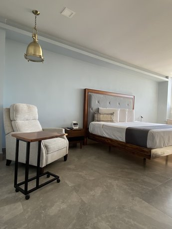 Imagen de la habitación del Hotel Zegenes. Foto 15