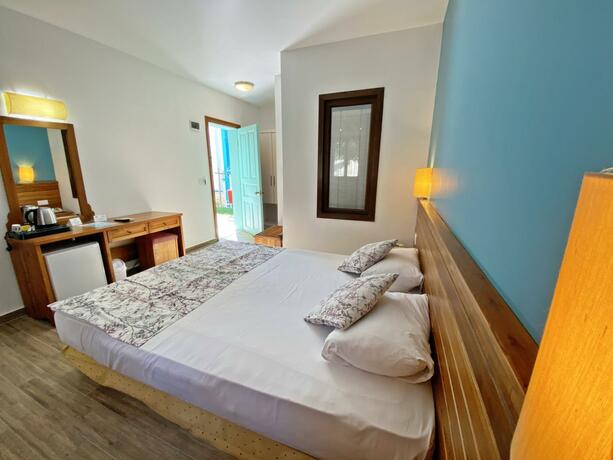 Imagen general del Hotel Zehra Tatil K&ouml;y&uuml;. Foto 8