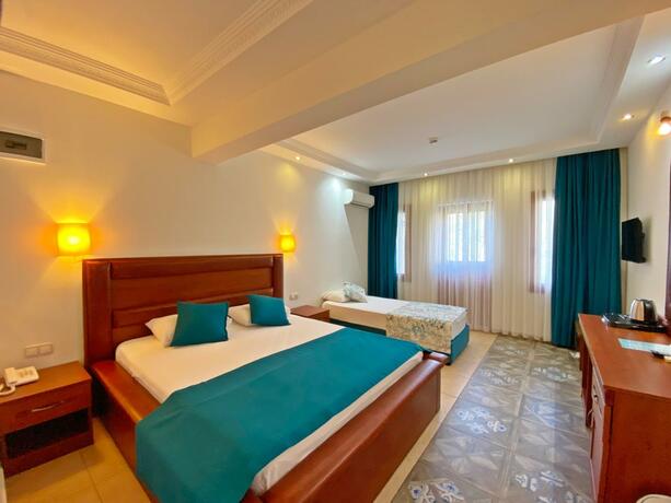 Imagen general del Hotel Zehra Tatil K&ouml;y&uuml;. Foto 10