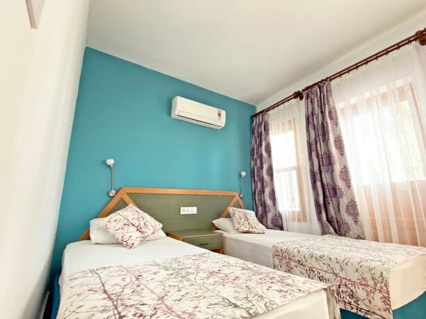 Imagen general del Hotel Zehra Tatil K&ouml;y&uuml;. Foto 26