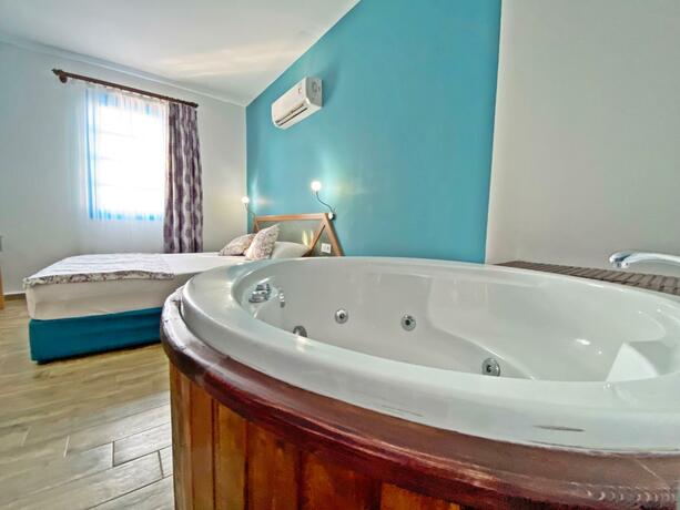 Imagen general del Hotel Zehra Tatil K&ouml;y&uuml;. Foto 27