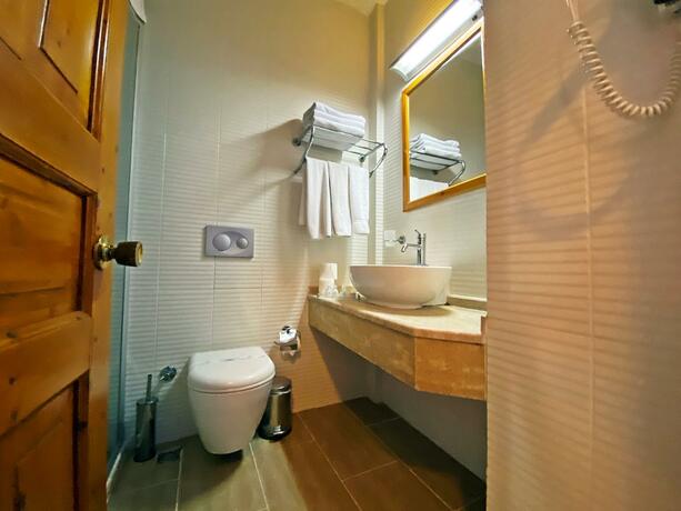Imagen general del Hotel Zehra Tatil K&ouml;y&uuml;. Foto 33