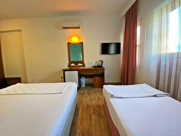 Imagen general del Hotel Zehra Tatil K&ouml;y&uuml;. Foto 35