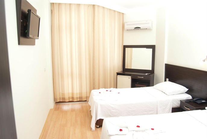 Imagen de la habitación del Hotel Zel. Foto 5