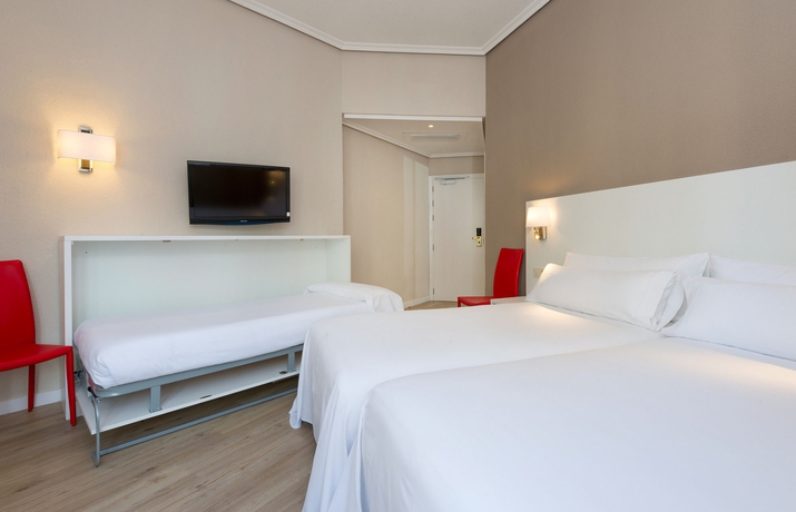 Imagen de la habitación del Hotel Zel Madrid. Foto 14