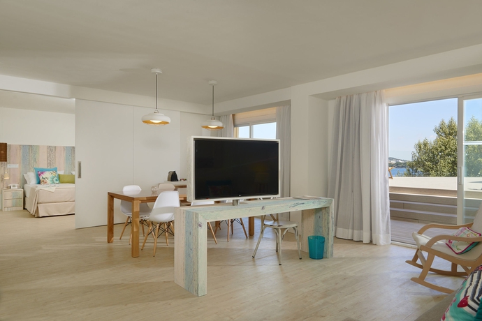 Imagen de la habitación del Hotel Zel Mallorca. Foto 7