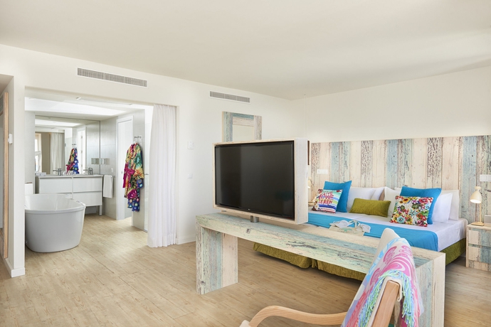 Imagen de la habitación del Hotel Zel Mallorca. Foto 12