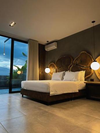 Imagen general del Hotel Zelva Negra, Perímetro Urbano Medellín. Foto 1