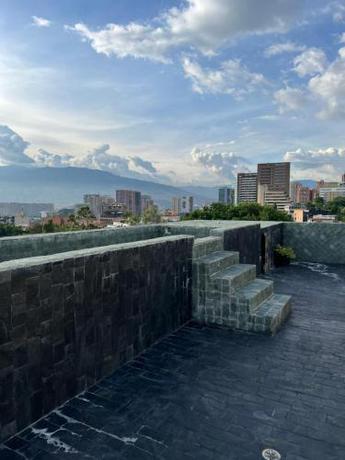 Imagen general del Hotel Zelva Negra, Per&iacute;metro Urbano Medell&iacute;n. Foto 11