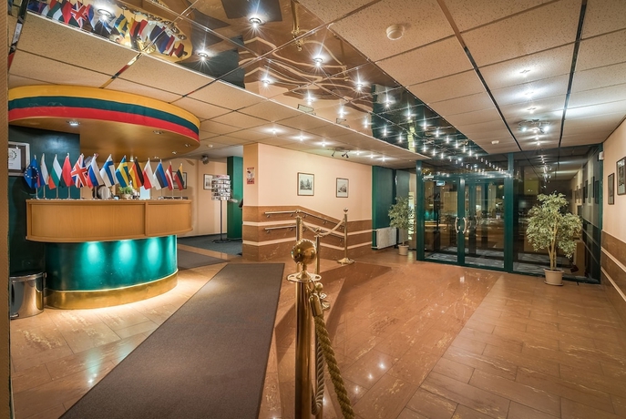 Imagen de los interiores del Hotel Zemaites. Foto 17