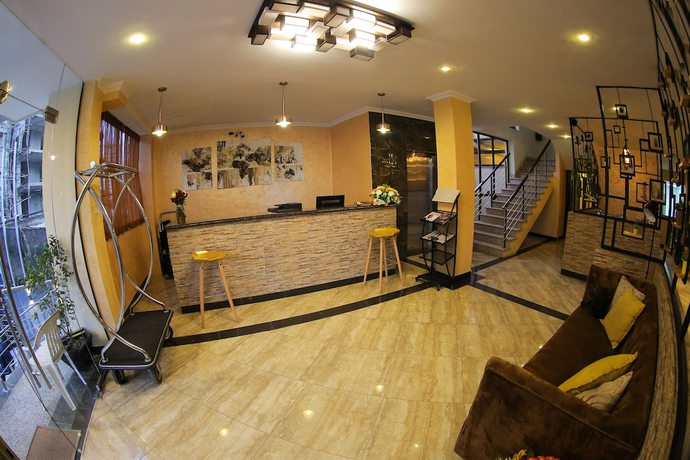 Imagen de los interiores del Hotel Zemalex. Foto 18