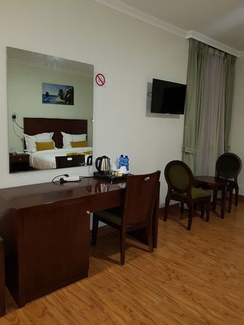 Imagen de la habitación del Hotel Zemalex. Foto 14