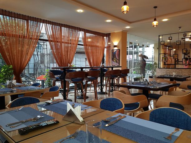 Imagen del bar/restaurante del Hotel Zemalex. Foto 5