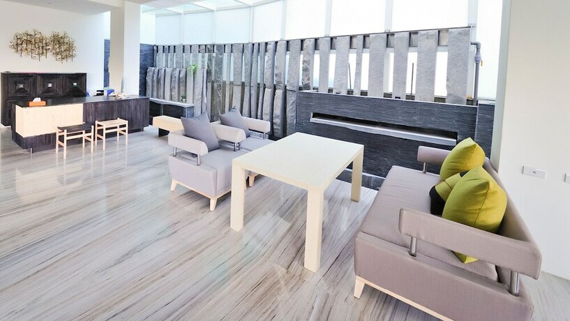 Imagen de los interiores del Hotel Zen Pin Inn. Foto 38