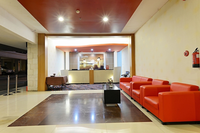 Imagen de los interiores del Hotel Zen Premium Cihampelas. Foto 16