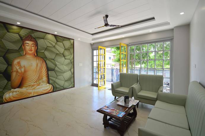 Imagen de los interiores del Hotel Zen Rooms Alwar. Foto 19