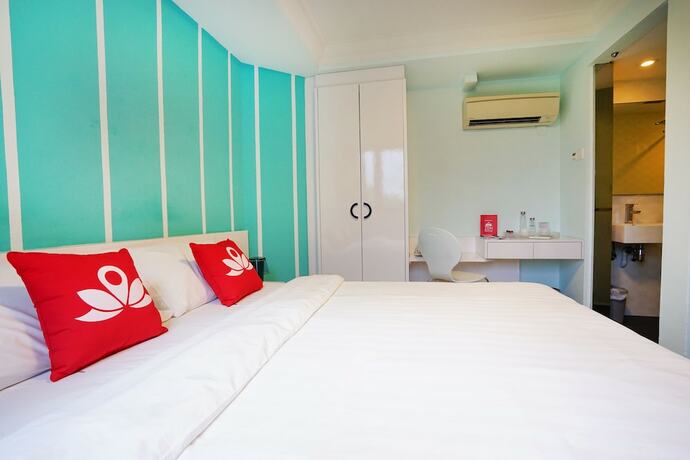 Imagen de la habitación del Hotel Zen Rooms Bukit Merah. Foto 11