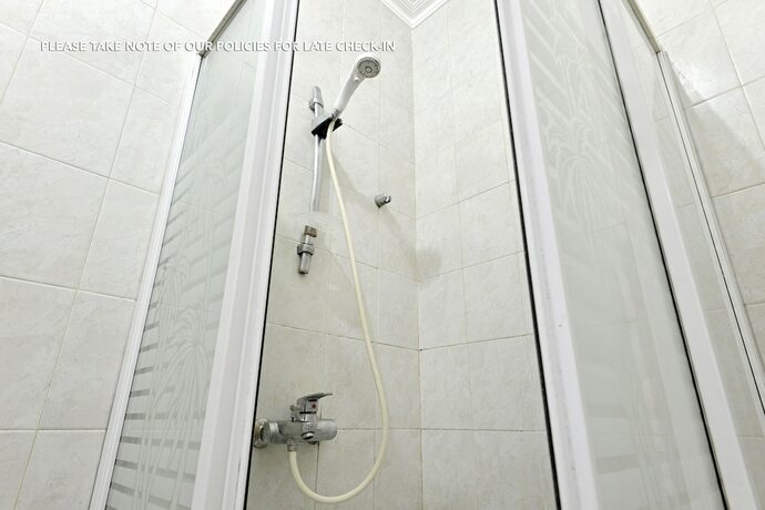 Imagen de la habitación del Hotel Zen Rooms Kuningan Tiong. Foto 1