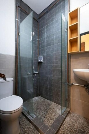 Imagen de la habitación del Hotel Zen Rooms Legacy Residence Syariah. Foto 10