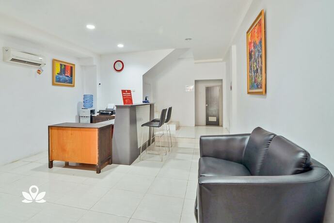 Imagen general del Hotel Zen Rooms Mangga Besar Raya. Foto 1