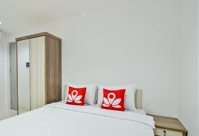 Imagen de la habitación del Hotel Zen Rooms Mangga Besar Raya. Foto 16