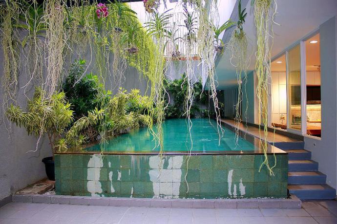 Imagen de la piscina del Hotel Zen Rooms Patra Kuningan Syariah. Foto 18